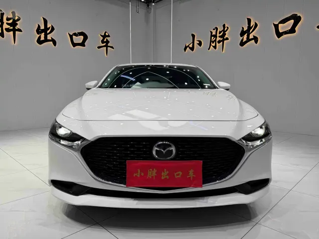 Mazda Axela — Фото автомобиля 2