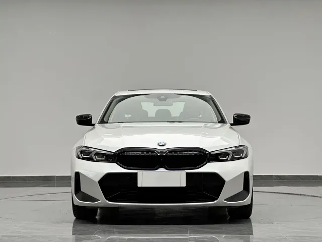 BMW 3 Series — Фото автомобиля 2
