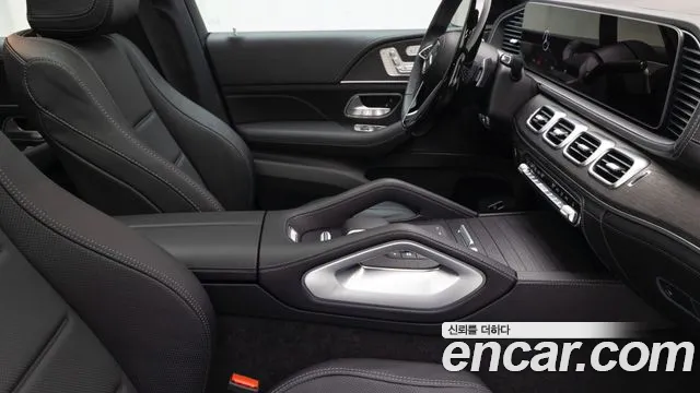 Mercedes-Benz GLE-Class — Фото автомобиля 9