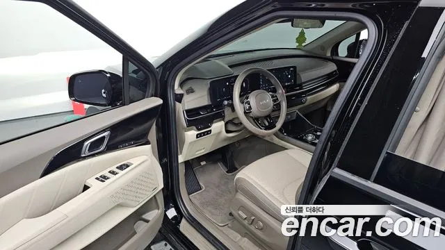 Kia Carnival — Фото автомобиля 18