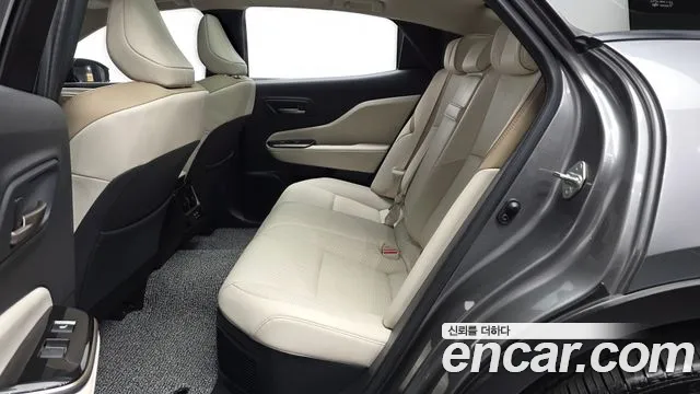 Toyota Crown — Фото автомобиля 16
