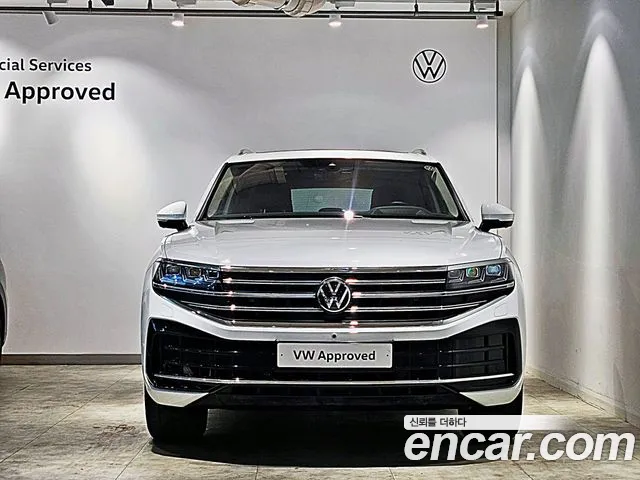 Volkswagen Touareg Generation 3 — Фото автомобиля 3