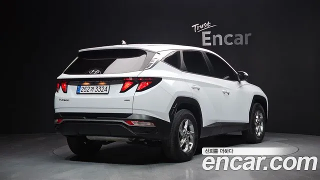 Hyundai Tucson Tucson (NX4) Бензин 1.6 Turbo 4WD — Фото автомобиля 2