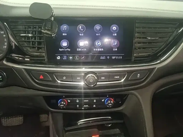 Buick Regal — Фото автомобиля 8