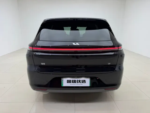 Li Auto L6 — Фото автомобиля 5