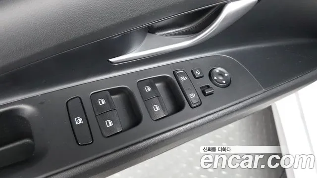 Hyundai AVANTE Avante (CN7) — Фото автомобиля 28