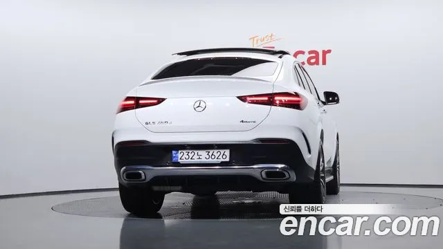 Mercedes-Benz GLE-Class — Фото автомобиля 4