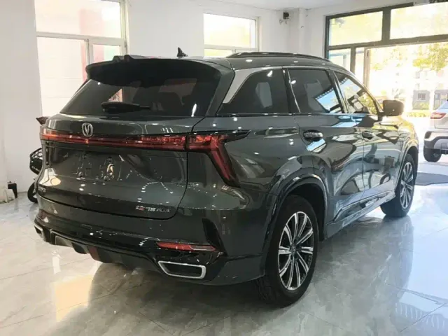 Changan CS75 Plus — Фото автомобиля 6