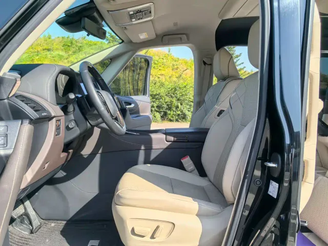 Toyota Alphard — Фото автомобиля 9