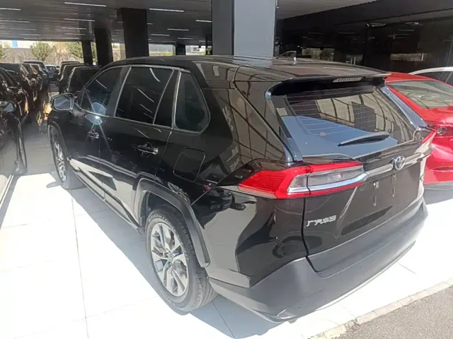Toyota Wildlander — Фото автомобиля 4