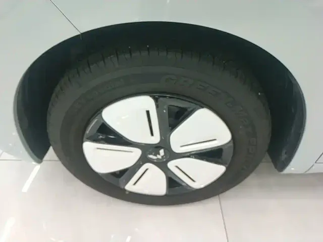 Wuling Hongguang Mini EV — Фото автомобиля 22
