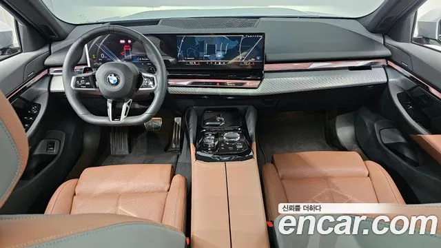 BMW 5-Series 5 серия (G60) 530i xDrive M Sport — Фото автомобиля 5