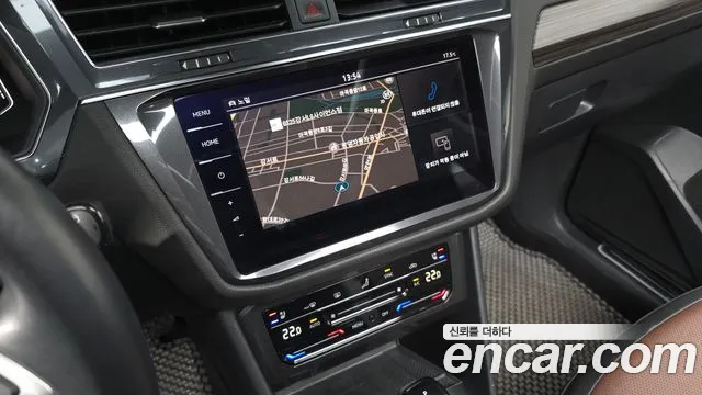 Volkswagen Tiguan — Фото автомобиля 15