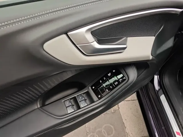 Audi A5L — Фото автомобиля 12