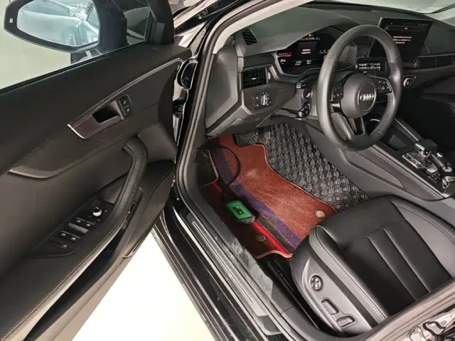 Audi A4L — Фото автомобиля 11