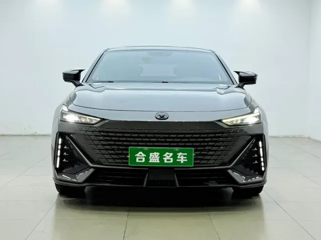 Changan UNI-V — Фото автомобиля 2