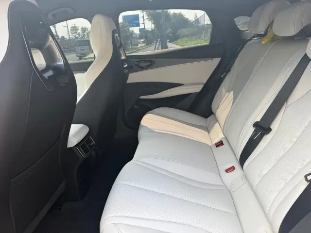 BYD Seal 06 — Фото автомобиля 12