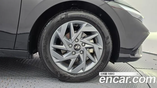 Hyundai AVANTE Новый Avante (CN7) — Фото автомобиля 19