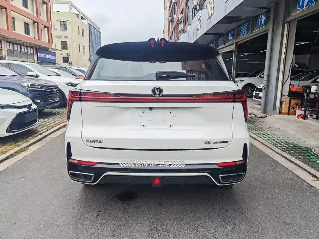 Changan CS75 Plus — Фото автомобиля 5