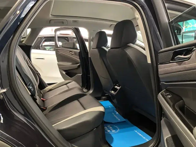 Volkswagen ID.7 Vizzion — Фото автомобиля 2