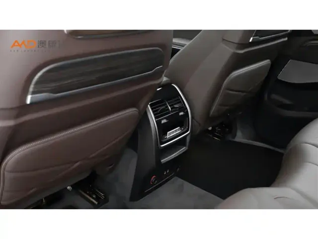 BMW X5 — Фото автомобиля 9