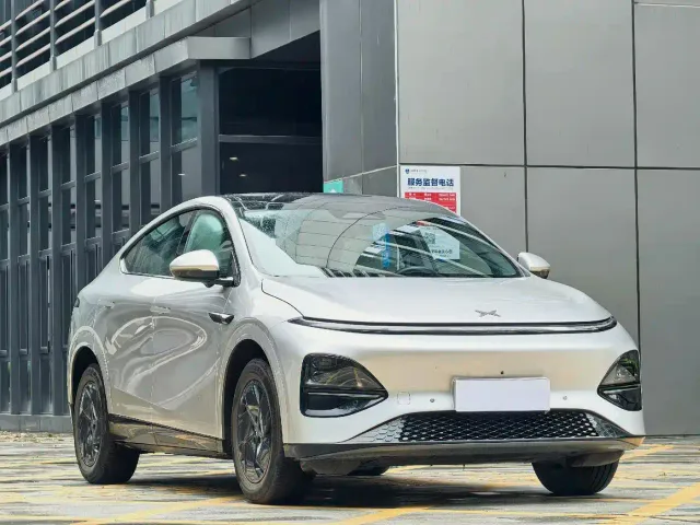 Xpeng G6 — Фото автомобиля 3