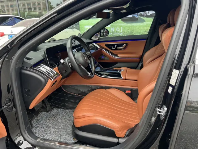 Mercedes-Benz S-Class — Фото автомобиля 4