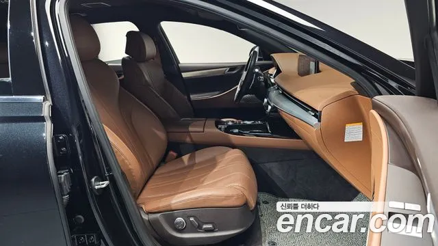 Genesis G80 RG3 — Фото автомобиля 16