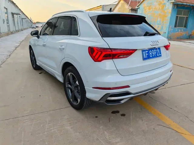 Audi Q3 — Фото автомобиля 6