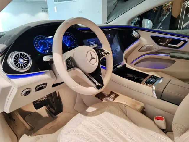 Mercedes-Benz EQS — Фото автомобиля 15