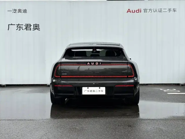 Audi E5 Sportback — Фото автомобиля 5