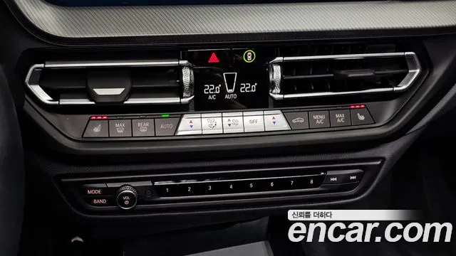BMW 1 Series F40 — Фото автомобиля 26