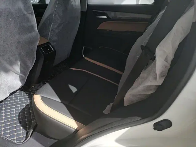Geely Haoyue PRO — Фото автомобиля 12