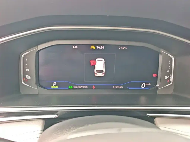 Volkswagen Tiguan L PHEV — Фото автомобиля 11