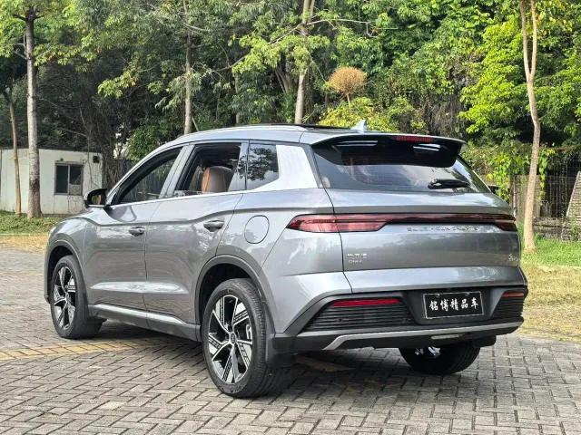 BYD Song Pro — Фото автомобиля 5