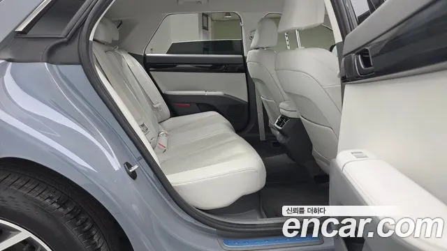 Hyundai Grandeur GN7 — Фото автомобиля 11
