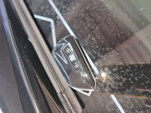 Volkswagen Golf 2021 280TSI DSG R-Line — Фото автомобиля 8