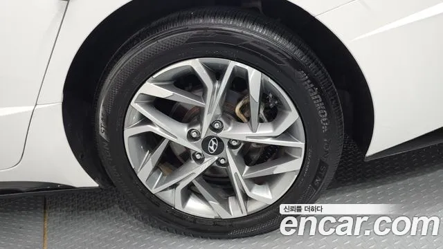 Hyundai Sonata Sonata (DN8) 1.6 Turbo — Фото автомобиля 20