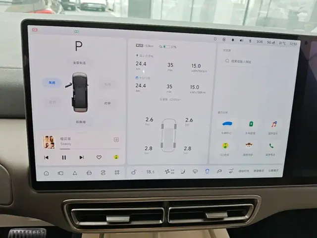 Li Auto MEGA — Фото автомобиля 11