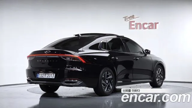 Hyundai Grandeur Grandeur (New) Hybrid — Фото автомобиля 2