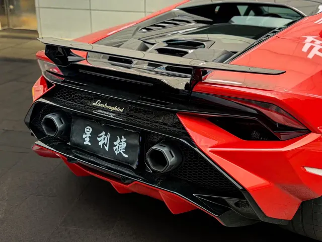 Lamborghini Huracan — Фото автомобиля 9