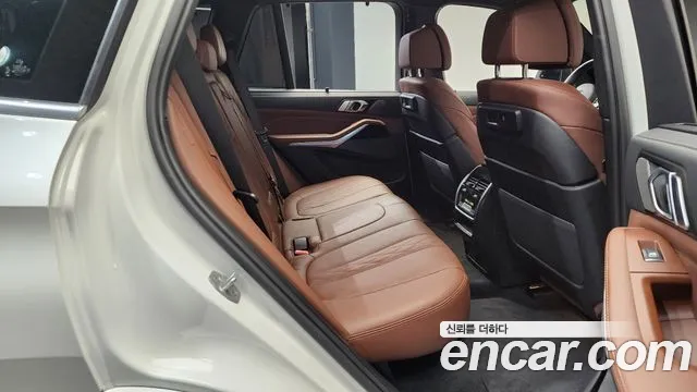 BMW X5 — Фото автомобиля 10