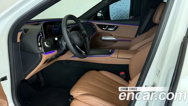 Mercedes-Benz E-Class W214 — Фото автомобиля 16