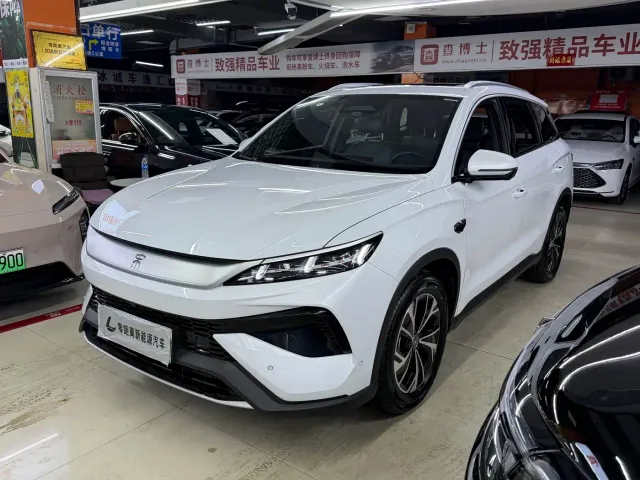 Фотография автомобиля — BYD Song Pro