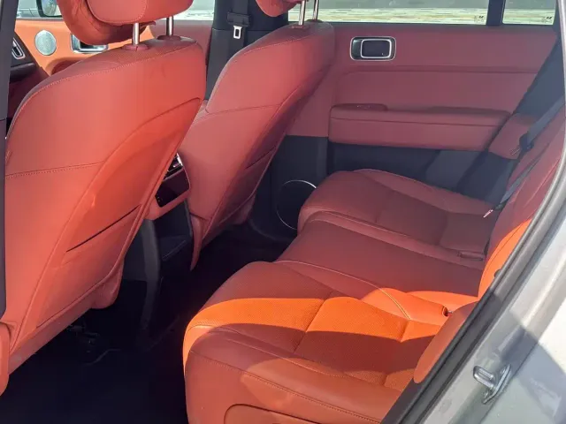 Li Auto L6 — Фото автомобиля 6