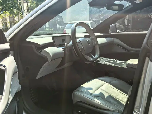 Nio ET5 Touring — Фото автомобиля 5