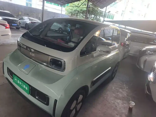 Фотография автомобиля — Baojun KiWi EV