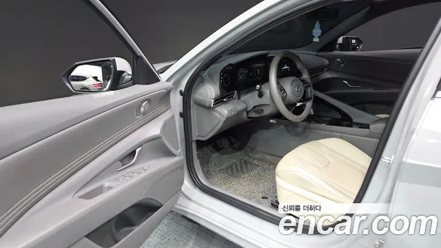 Hyundai AVANTE Новый Avante (CN7) — Фото автомобиля 10