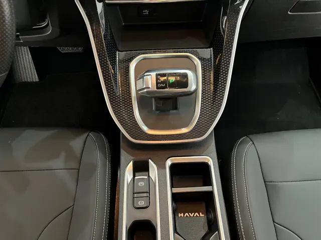 Haval M6 — Фото автомобиля 14