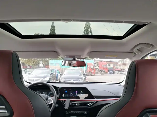 Changan Oushang X5 — Фото автомобиля 17